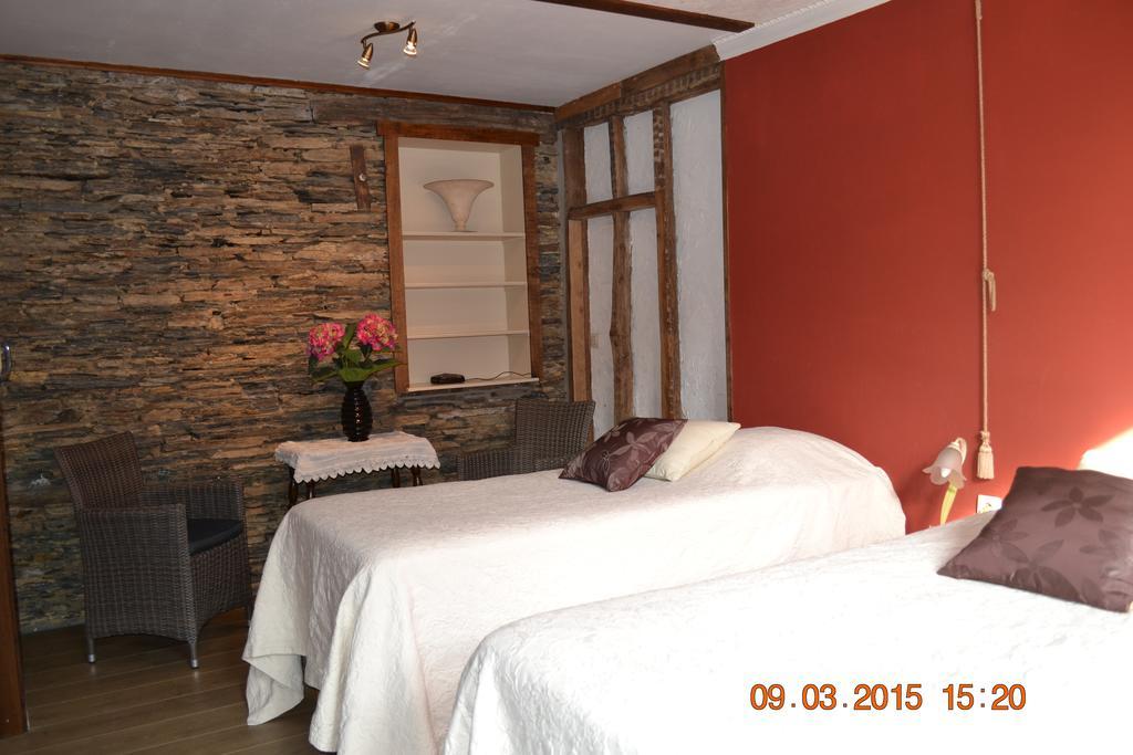 Auberge Au Naturel Des Ardennes โรเฮอเฮาท์ ห้อง รูปภาพ